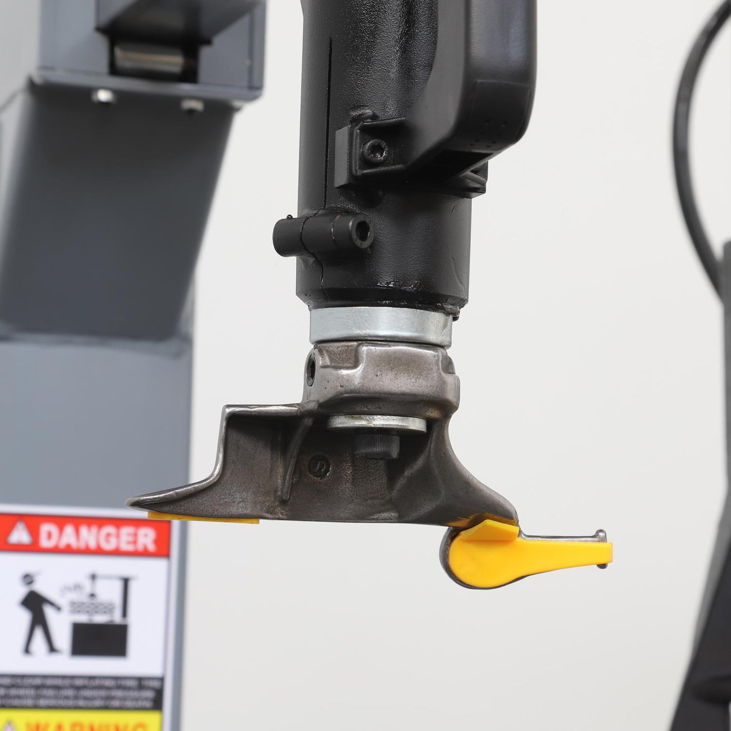 RebarTech Tire Changer Machine, Pneumatic Tyre Changing Equipment for Tyre Repair Shop