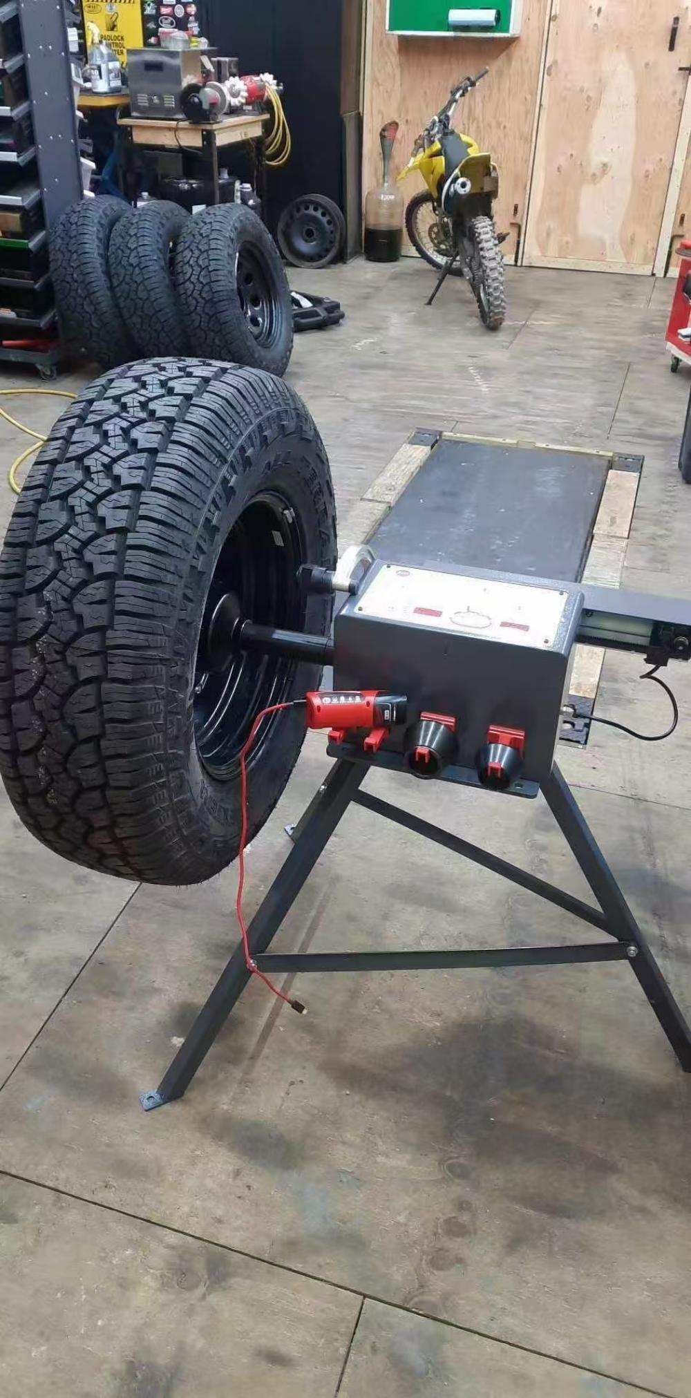 RebarTech Portable Wheel Balancer Machine for Tyre Balancing, Manual and Charged Through USB